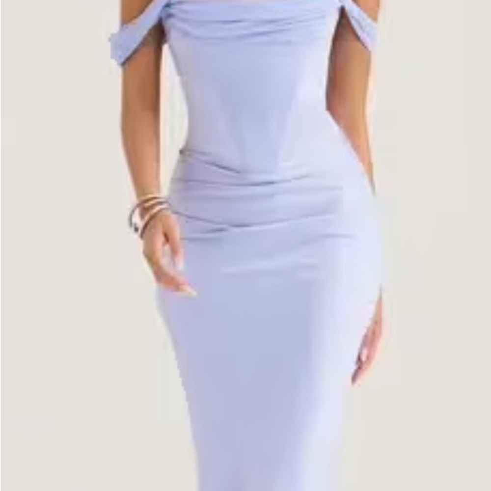 House of CB Sexy and Elegant - Picture 4 of 13
